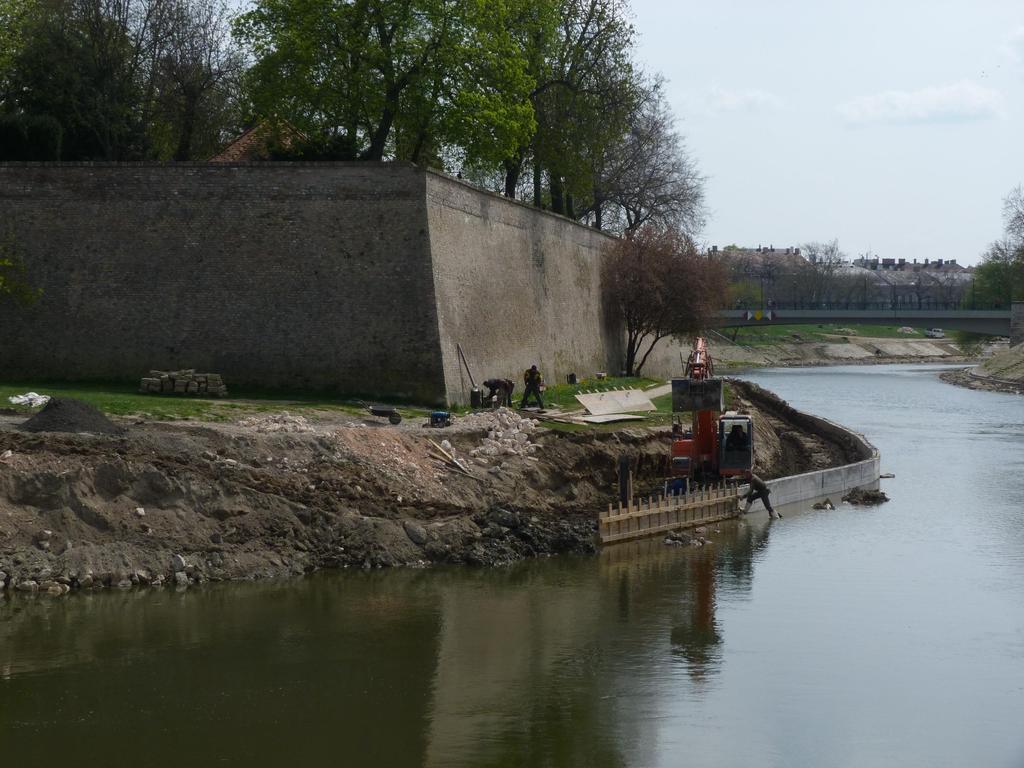 Győr - Rába jobbpart Támfalas szakasz építése