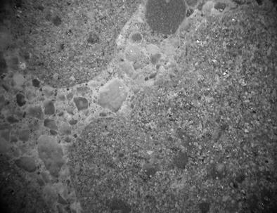 ábra: Duzzasztott agyagkavics adalékanyagú beton optikai mikroszkópos felvétele 8.