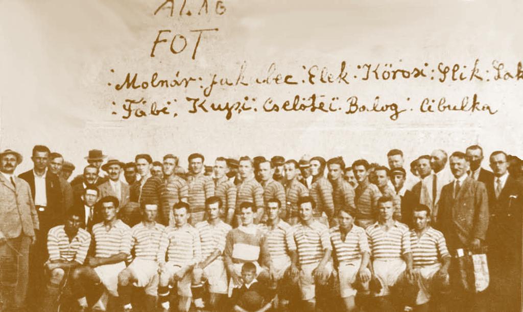 11 LŐRINCZ RÓBERT Száz éves vers egy száz éves egyesületről 1914. március 1-jén huszonkilenc fiatalember gyűlt össze az alagi Kellner-féle vendéglő nagytermében.
