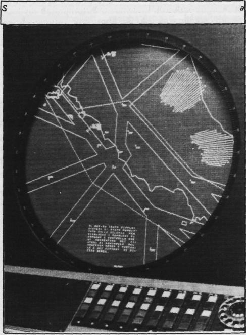 GOSZT rendszer Ilyen áttekinthető a légihelyzet a Marconi szekunder rádiólokátor indikátorán féle kérdő üzemmódja van, amelyekben a földi kérdezés két, az üzemmódtól függő időközökkel kisugárzott