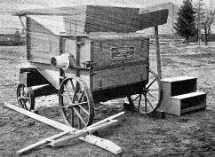 Studije / Kutatások / Studies Mašina spremna za rad 1906. godine (Köztelek, 1906. december 22. 2235) nemamo podatak o tome da je to bio prototip Ašvanjijeve mašine.