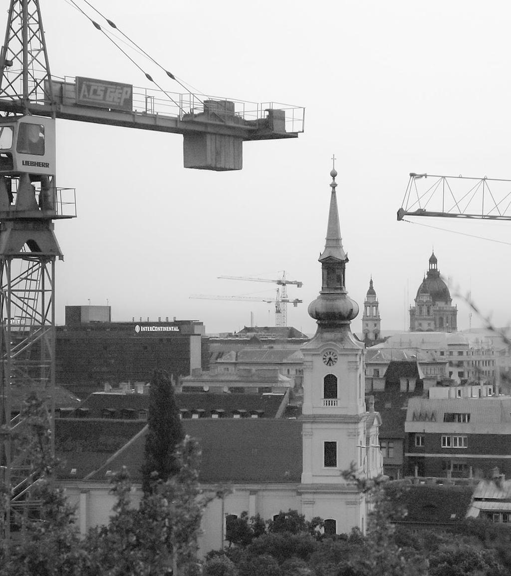 A tartalomjegyzék mellett a megrendelőt program készítőit