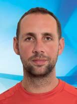 IV. évfolyam 3. szám 3 CIFRA TIBOR Mezszám: 8 Békéscsaba, 1983. 09. 16. Magasság: 196 cm Testsúly: 100 kg Sérülésmentes bajnoki évet kívánok magamnak és a többieknek is.