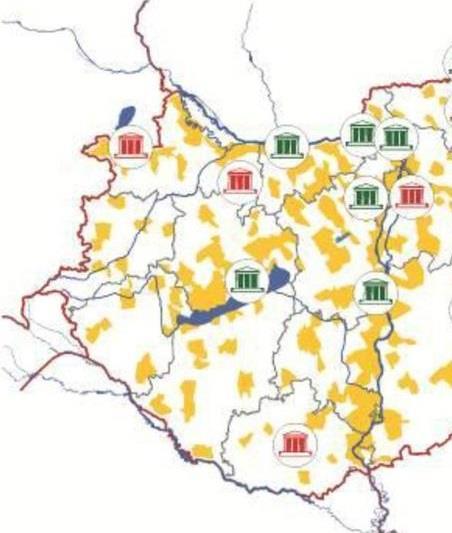 Vonzáskörzete közel 50 településre terjed ki, amelynek egy része Szlovákiához tartozik.