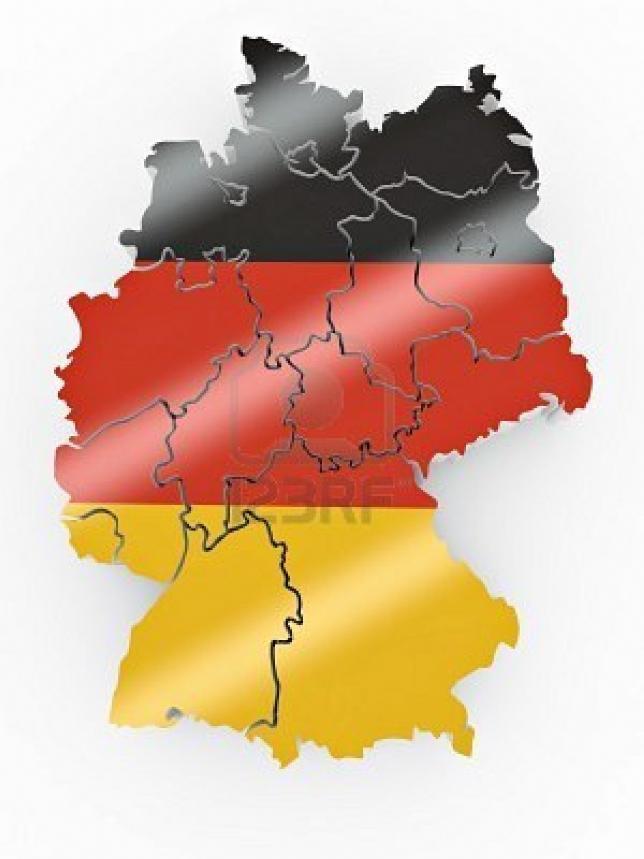 A német piacra lépés feltételei Előfeltevés: versenyképes, a hazai piacon már bevezetett termék 1. Piaci lehetőségek felmérése 2.