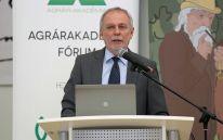 Czerván György a 2020 utáni uniós költségvetési idıszak agrártámogatási rendszerérıl azt mondta: a Közös Agrárpolitika tervezésekor Magyarország célja, hogy a jelenlegi státusza ne változzon, és ha