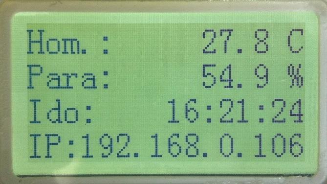 Ezen keresztül lehet az eszköz reset gombját megnyomni. A gomb megnyomása után pár másodperccel az eszköz újra fog indulni. FIGYELEM!