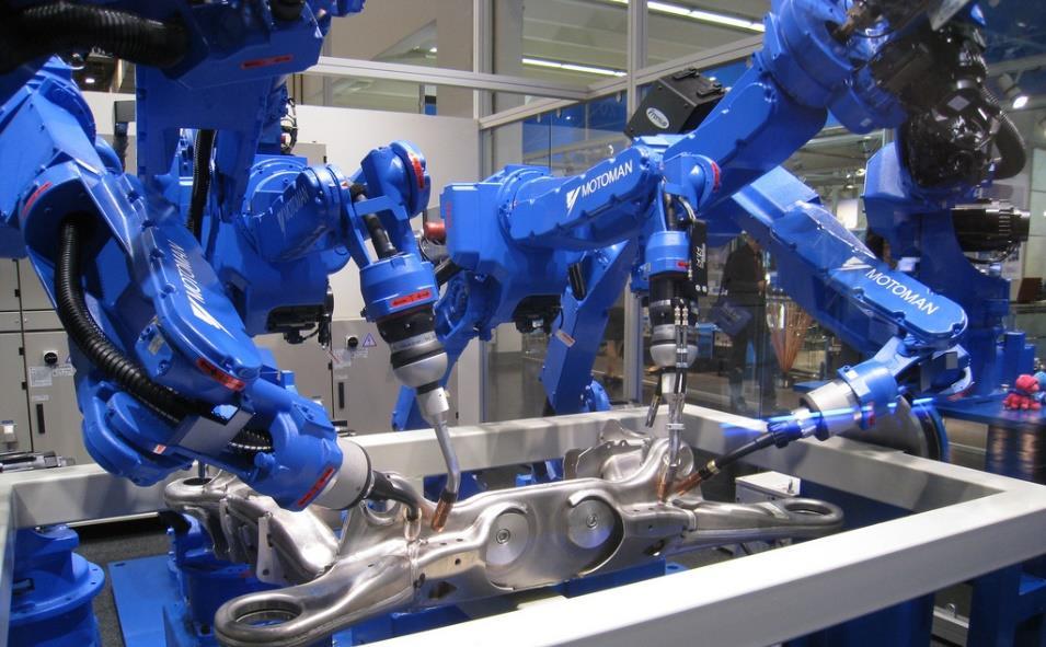 7. ábra 6 robotot alkalmazó hegesztőcella egy kiállításon [12] 4.