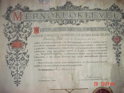 dolgozik 1918: Egyetemi diploma