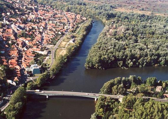 Ha a jelkulcsot megnézzük, rögtön szembetűnik, hogy az egyes tájtípusok megjelölése során, lehetőség szerint, minél több tájalkotó tényezőre utalás történik, sőt a tájtípus hasznosítási módja is meg