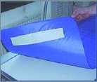 Páciens matrac, rizsliszt zsák, sugárzásvédő függöny Páciens matrac: Melegedő habszivacs a röntgenasztalra, lemosható huzattal.