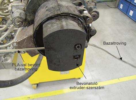 Alkalmazott kutatás 1. ábra. A szálbevonatoláshoz használt extruder szerszám 3. ábra. 14,8 m% hosszú bazaltszállal er!- 5. ábra. 20,4 m% hosszú bazaltszállal er!- 2. ábra. A PLA-val bevont bazaltroving el!