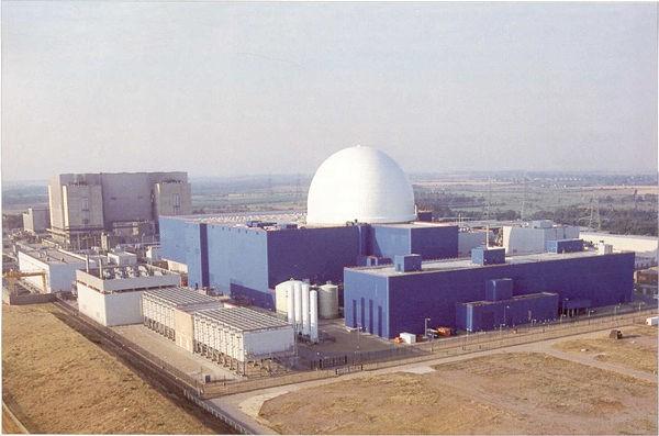 Atomenergia szerepe az EU-ban 35% a villamosenergia-termelésben 350 millió tonna CO 2 kibocsátás megtakarítás évente 15 nukleáris tagország (közülük