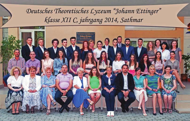 12 C des Johann Ettinger Lyzeums Profil: Philologie Klassenlehrerin: Odette Toth Kirchweih- und Erntedankfest in Kalmandi Treffpunkt für die Traditionspflege der Schwaben Die Traditionen zu pflegen