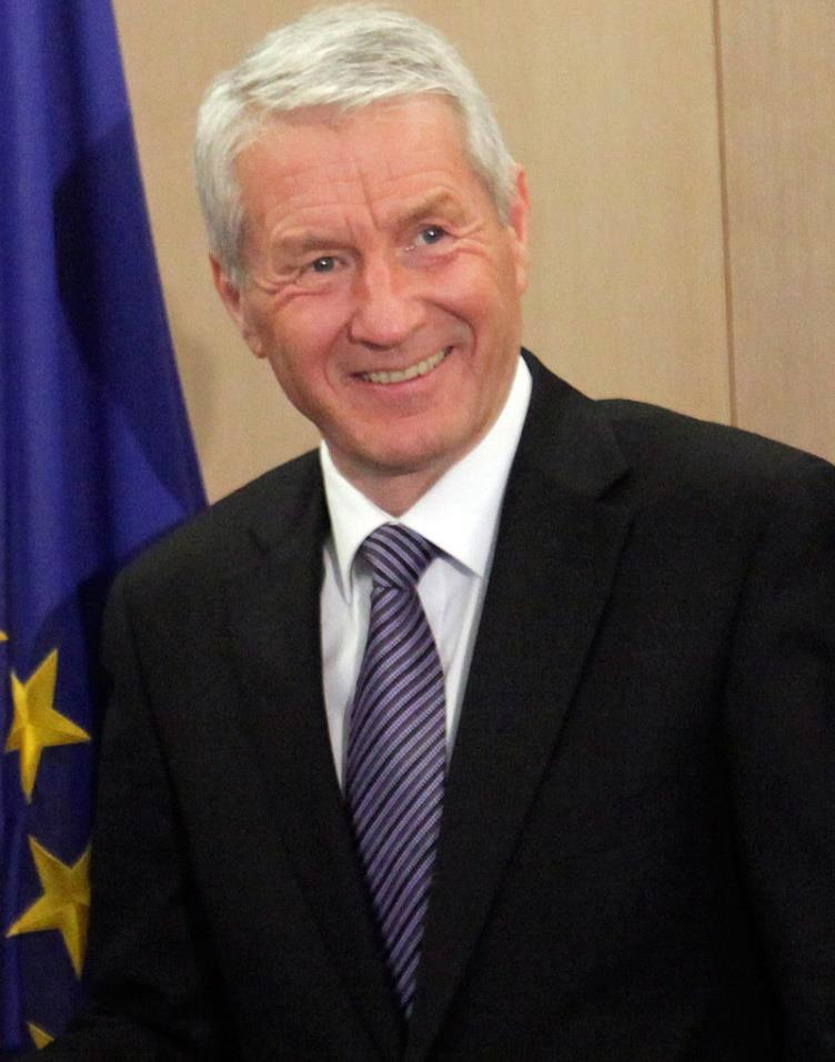 Az ET logója és főtitkára Thorbjørn Jagland https://upload.wikimedia.