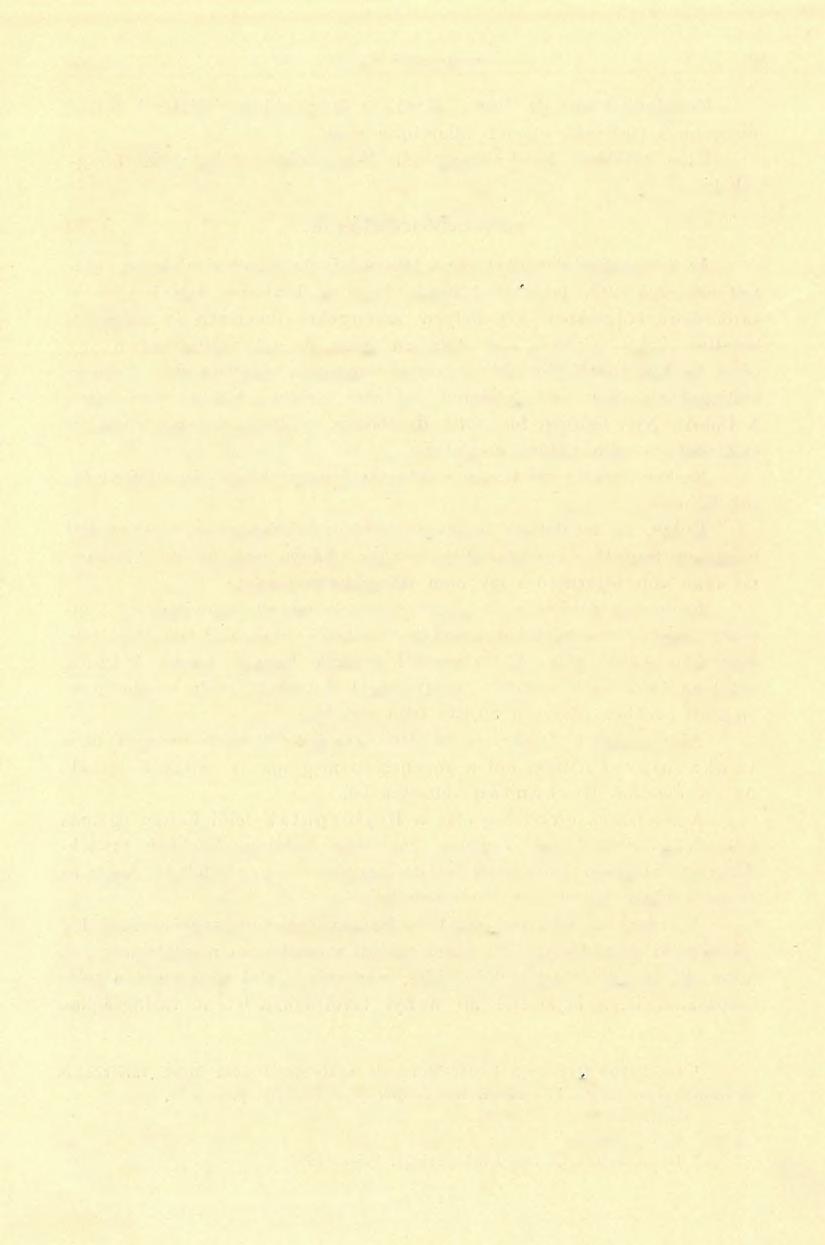 (1 3 ) FÖLVÉTELI JELENTÉS. 81 Ezen kőzeten porphyrosba hajló szövetek is észlelhetők, miáltal átmenetes a következő kőzetbe. Mikrogranitos liparit.