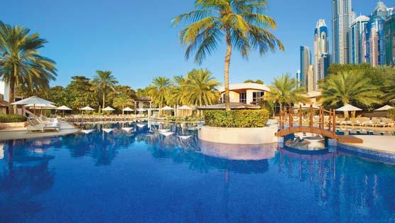 Rixos The Palm Hotel Dubai tengerparti A modern, két épületbôl álló szállodakomplexum közvetlenül egy 870 m hosszú