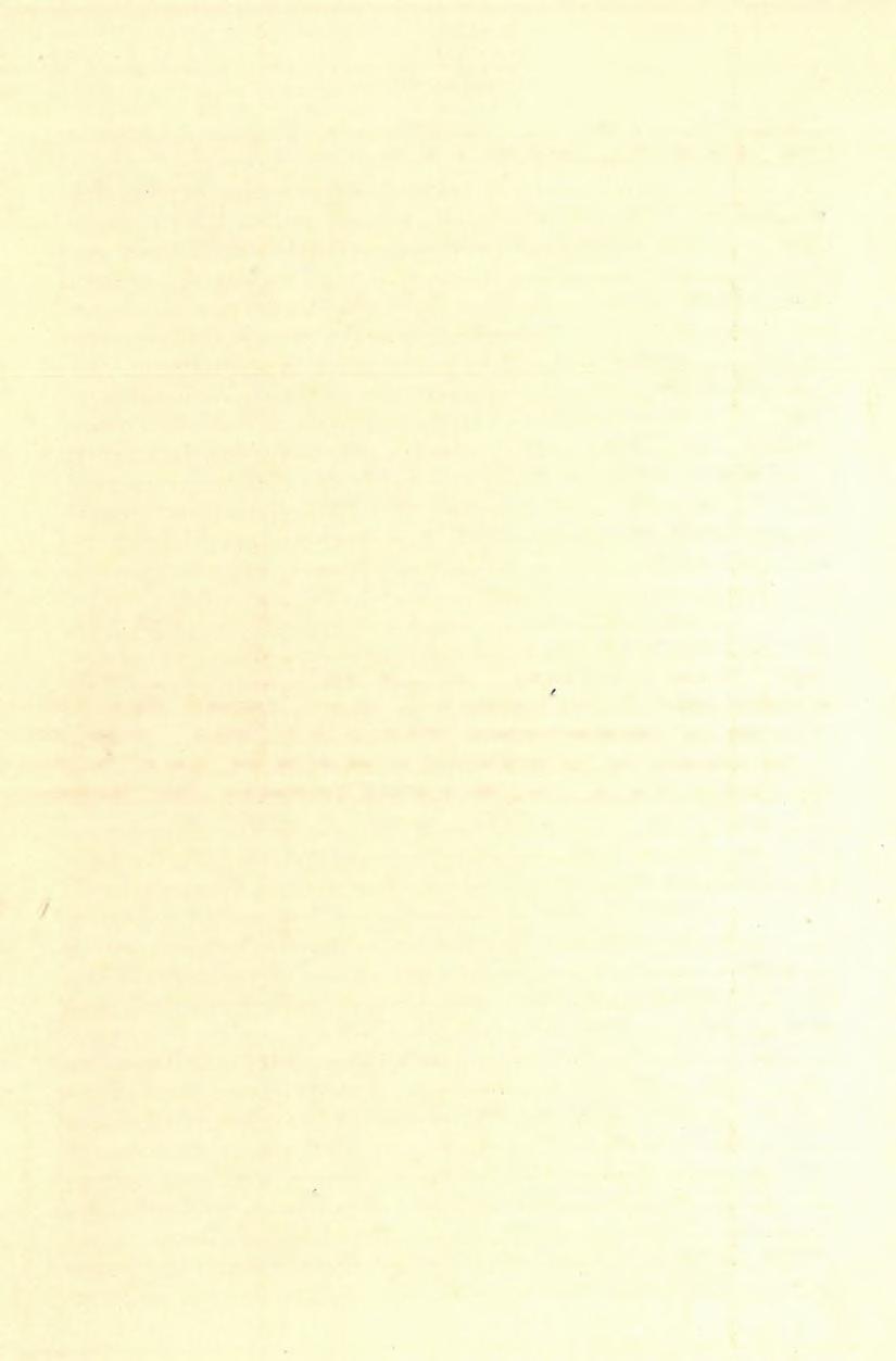 82 T. BOTH LAJOS. (8 ) kodások Ny-i határa közelében, ammonitoknak sajnos ismét csak rossz töredékeire akadtam, melyek egyikénél azonban konstatálható, hogy szintén perisphinctes-szel van dolgunk.