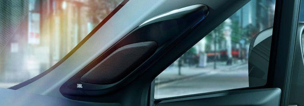 A kifejezetten ehhez a modellhez tervezett JBL prémium audiorendszernek köszönhetően a Toyota C HR elsőrangú hangminőséget vezet be a crossover járművek kategóriájába.