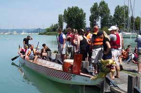 SPORT VIZISPORT A Balatonföldvári Vízisport Egyesület önkormányzatunk támogatásával, új fixüléses 10 evezős