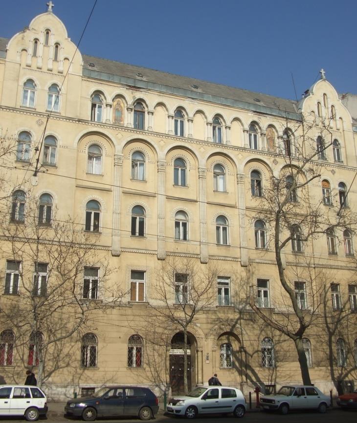 Baross Gábor Kollégium (BGK): A Közlekedésmérnöki és Járműmérnöki Kar kollégistáinak nagy része itt lakik, összesen 321-en. Az Egyetemhez közel, Budán található ez a nagy múlttal rendelkező épület.