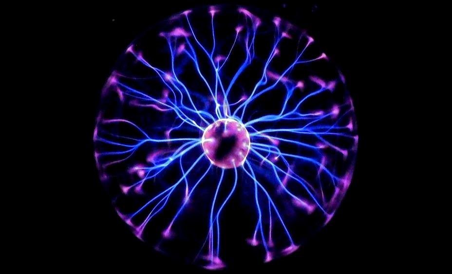 Néhány fontos ütközési folyamat elemzése Pélák: e + Ar e + Ar Elektron rugalmas szórása Ar + + Ar Ar + + Ar Ion rugalmas szórása e + Ar e + Ar Elektronütközéses