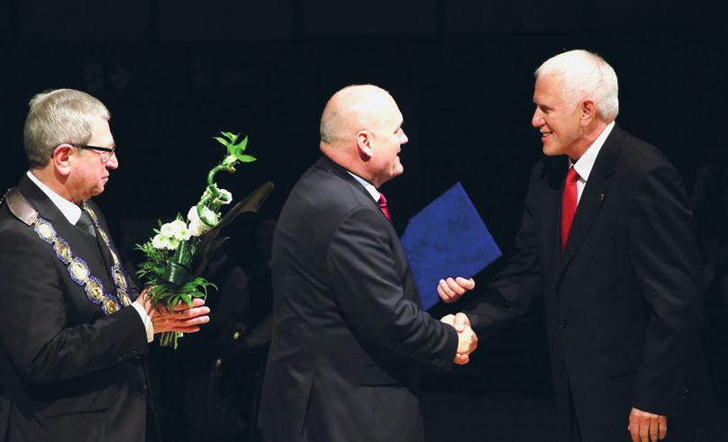 szombathelyi hírek 8 PRO SANITATE SAVARIAE ÉLETMŰDÍJAT KAPOTT PROF. DR.