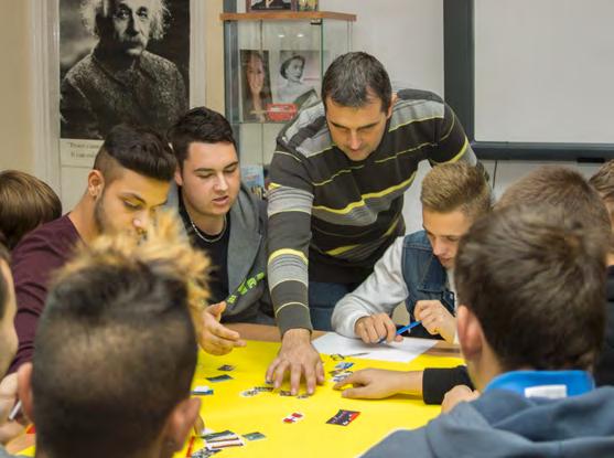 fagyos lakásban és még a radiátor is süt a hidegtől. Ács (kód: 0503) Az ács igazán férfias munka, ide erő kell és bátorság, hiszen az ácsok többnyire a magasban dolgoznak.