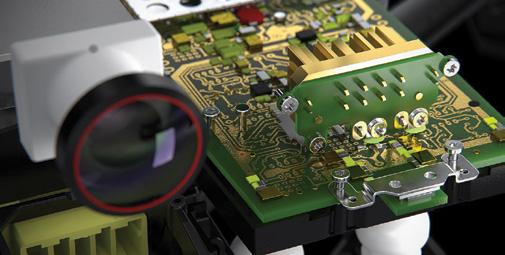 A SOLIDWORKS és SOLIDWORKS PCB szoftverek segítségével sikerült egy, az összetevők egyenetlensége miatt rendkívül pontatlan és konvertálásonként/importálásonként 15 percet igénylő áramkör-populációs