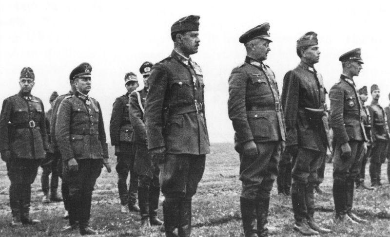 1944. március 19-ike, hazánk német megszállása után a Kárpátokban lévő alakulatokat, melyeket az 1. magyar hadsereg-parancsnokság fogott össze (pk.: v.