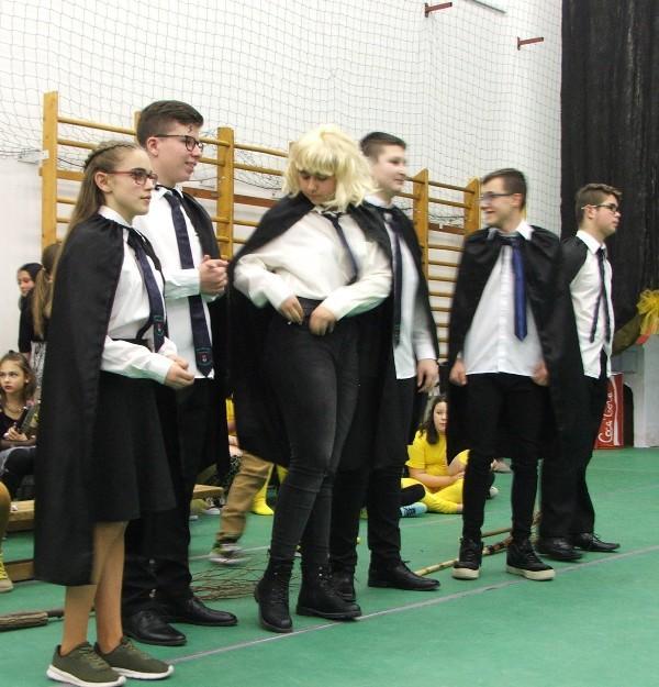 Az eredményhirdetés és a tombolasorsolás után egy lézer show-t láthatott a kedves közönség.
