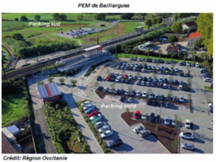 alternatifs à la route. Cela se concrétise notamment par la création de plusieurs pôles d échanges multimodaux (PEM).
