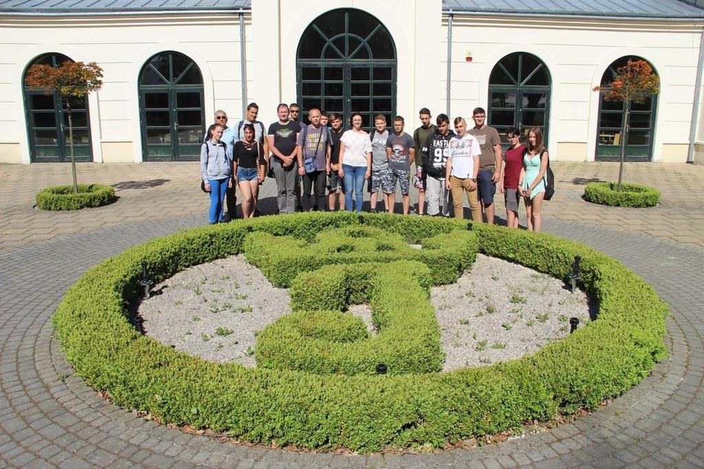 Utolsó napunk a ménesben. Körbe jártunk még utoljára és elköszöntünk mindenkitől. Három hétig tartó itt tartózkodás után nagyon hiányozni fog a ménes.