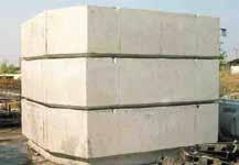 Levegőztető beton gomba elem Víznyelő és házi bekötő aknák Zárt csapadékvíz elvezető rendszerek elemei a betonból készülő kör és négyzet alakú víznyelő aknák.