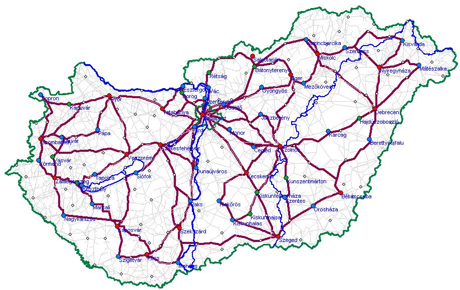 Topológiai változatok A belső és külső gerinchálózat nyomvonalai hossz és DTR alapon Hossz [km] 5000 4500 4000