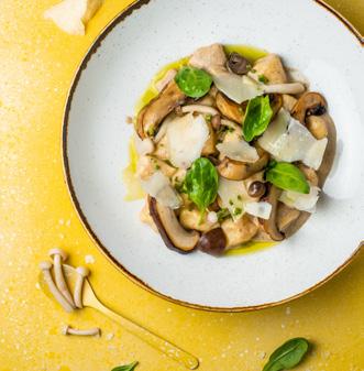 poached egg, parmesan Allergének / Allergens: 1, 3, 9 3 350 Ft Házi Gnocchi, erdei