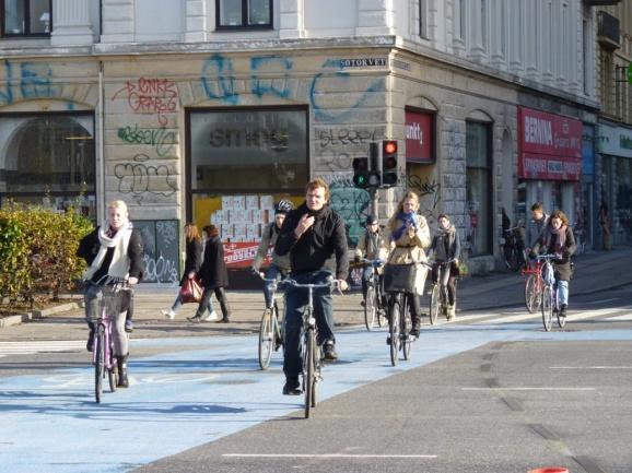 A fenntartható városi mobilitás-tervezés hasznai Jobb életminőség Színvonalasabb
