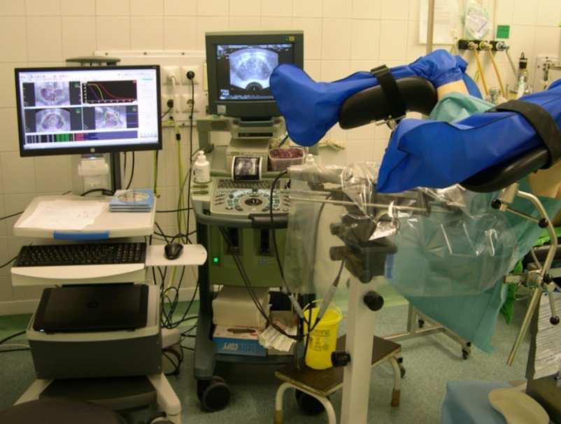 Vizsgálatok és módszerek HDR technikánál a tűk prosztatába történő bevezetésekor a sugárforrás még a készülék megfelelő sugárvédelmet nyújtó tárolóegységében van és csak a kezelés elindításakor kerül