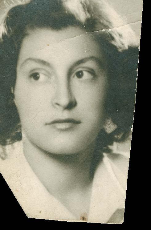 Reigl Judit Életrajz 1923. május 1-én született Kapuváron. Portré, 1940-es évek Portrait from the 1940s 1927 Már három éves korában elhatározta, hogy festő lesz.