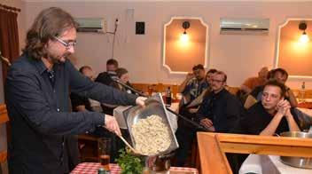 döntések, amelyek érdemben hozzájárulhatnak a magyar agrár-élelmiszeripar fejlődéséhez. Farkas Sándor, régiónk országgyűlési képviselője egyben maga is gazdálkodó.