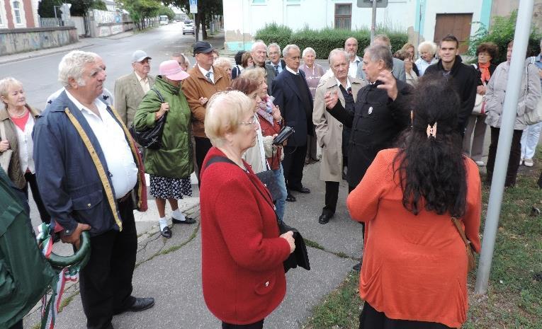 Szentháromság-oszlop, mely az egyik legrégibb emléknek számít. A várost sújtó katasztrófák és háborúk emlékére emelték.