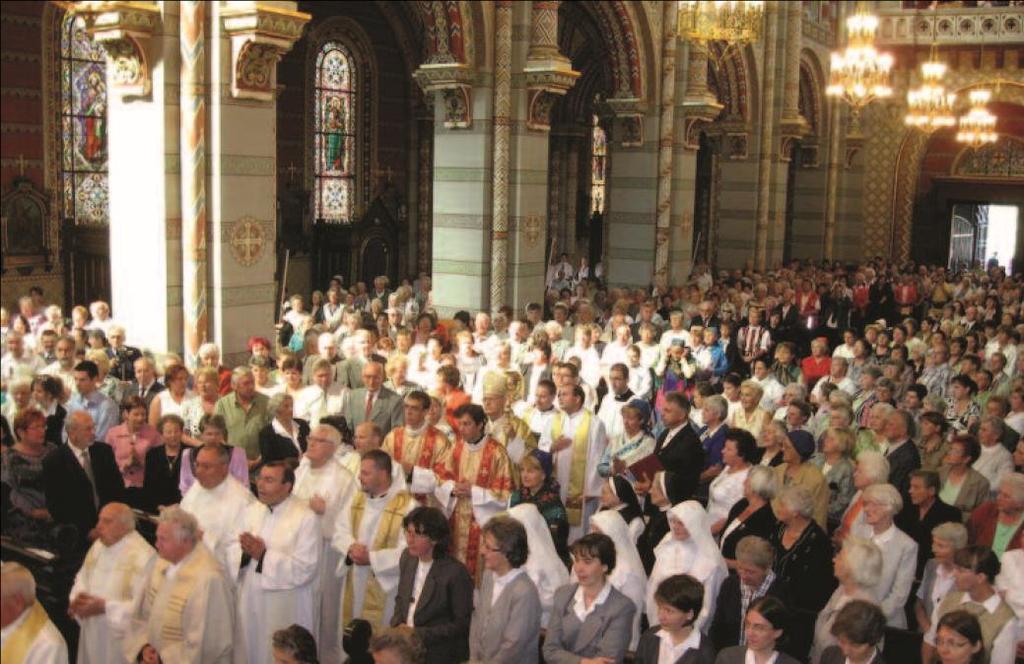 nyező civilek megalapították az Ars Sacra Alapítványt, és azóta minden évben megszervezik a programsorozatot.