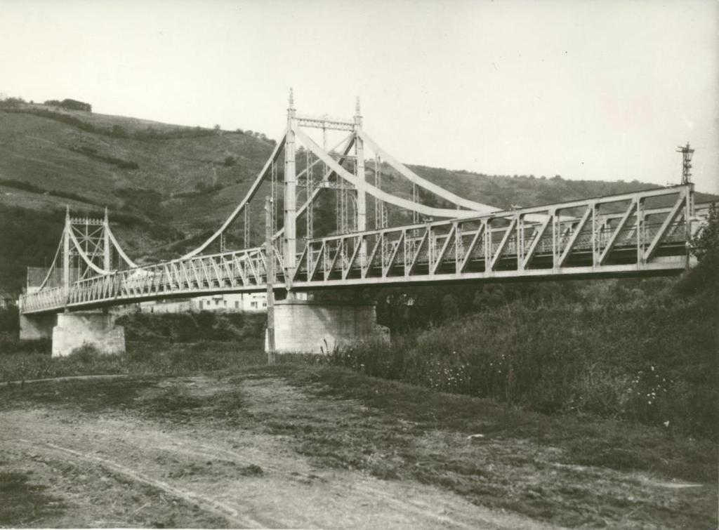 épített A világcsúcs címet 1926-ban egy különös formájú híd