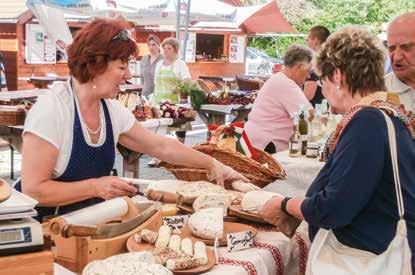 Kulinarisches Vergnügen Mehrere stimmungsvolle Restaurants und Gaststätten, wo herzhafte ungarischen Delikatessen und so manch köstlicher Tropfen für das leibliche wohl der Gäste sorgen, laden zum