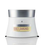 Beauty Diamonds ránctalanító éjszakai krém 50 ml Beauty Diamonds szemránckrém 30 ml Regenerálja a bőrt az éjszaka folyamán Feszesíti a bőrt Segíti a bőr rugalmasságának megőrzését Segíti a