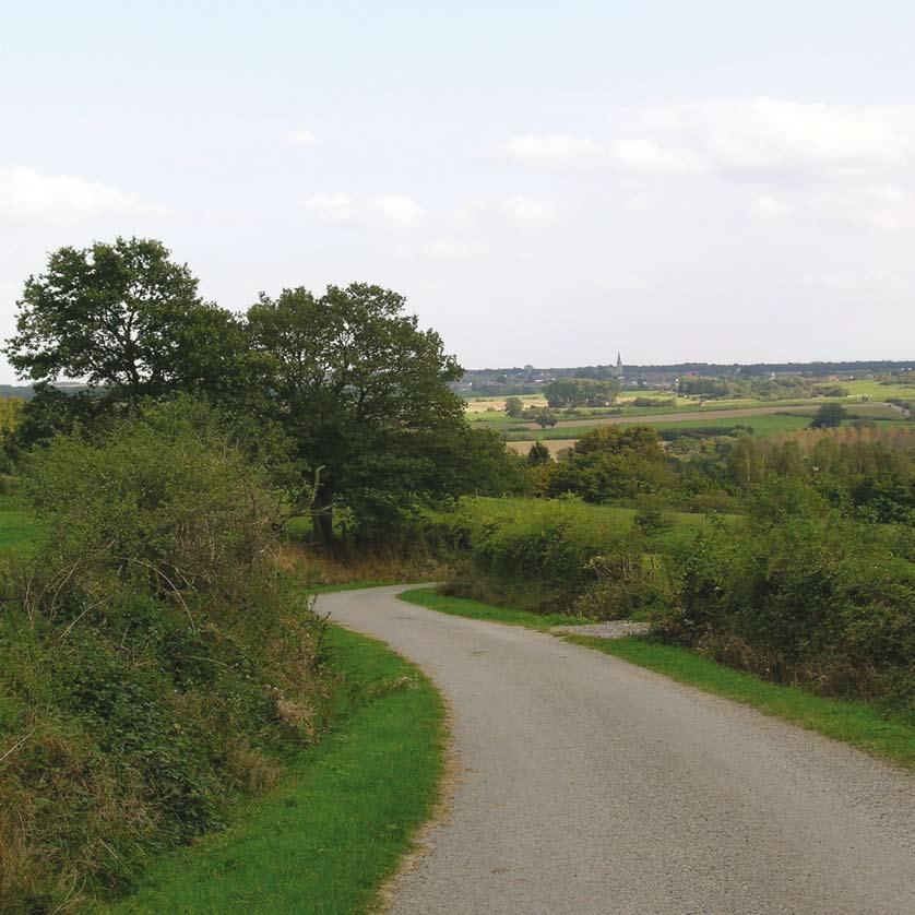 hangar agricole noyau villageois vallée arborée ligne d horizon plateau cultivé arbres fruitiers Les paysages REMARQUABLES Zones paysagères de