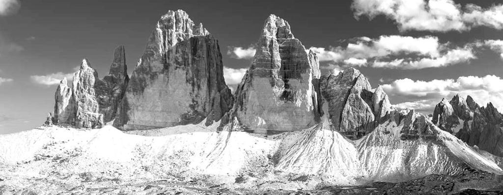 3. Olvassa el a szövegrészletet, majd oldja meg a feladatokat! Sokak szerint az Alpok a Föld legszebb hegysége, és ezen belül is a Dolomitok az Alpok gyöngyszeme.