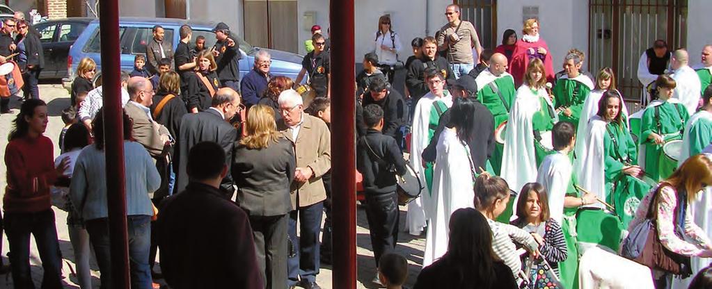 CONFRARIA DEL SANT CRIST DE LA PAU I CONFRARIA DE LA DOLOROSA Enguany, les nostres confraries han commemorat el 20è aniversari de la seva fundació.