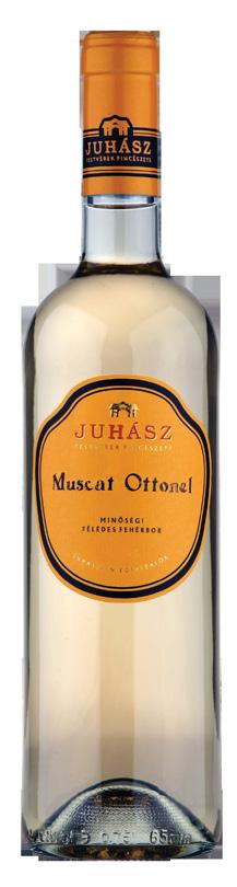 Pezsgők SPARKLING WINES SEKTE Fehérborok WHITE WINES WEISSWEINE EXTRA DRY HUNGARIA Néhány jó barát és egy palack hosszan érlelt Hungaria pezsgő.
