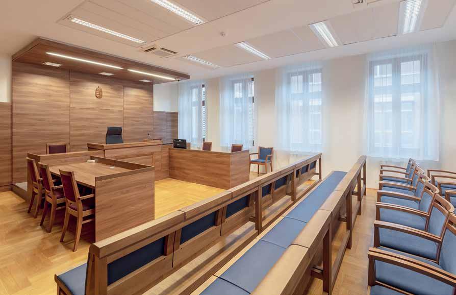 Ahol szükséges, ott formájukkal, méretükkel az optimális benapozást szolgálják, a belső udvarok esetében pedig a belső tér nyugalmának a megteremtését úgy, hogy mindeközben minimális nexus is